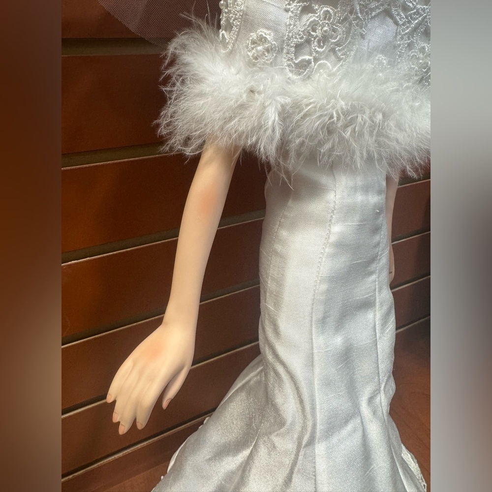 White Bridal Doll with Veil and Lace - Picture 9 of 13